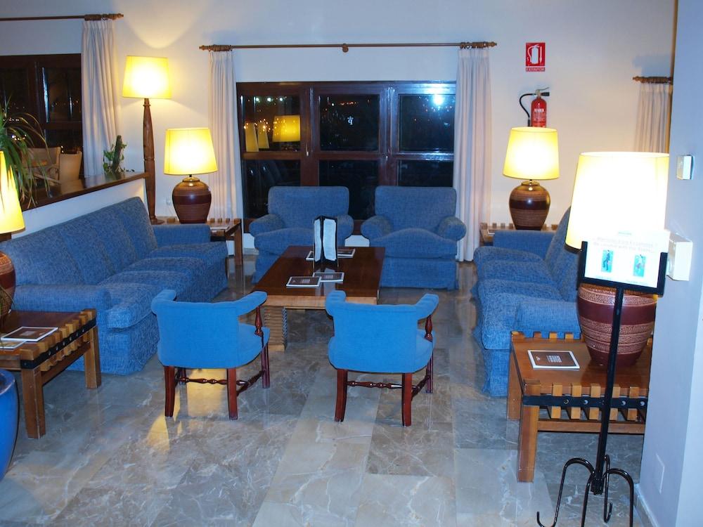 Parador De Melilla Exterior foto
